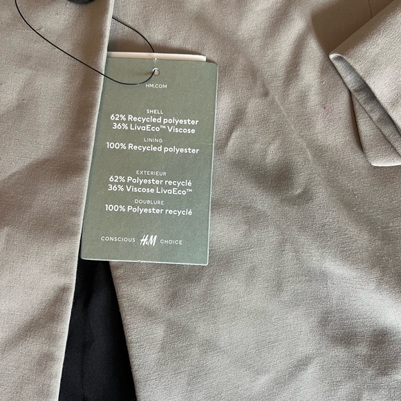 H&M Blazer - Picture 3 of 4